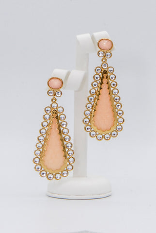 Peach teardrop shaped earrings